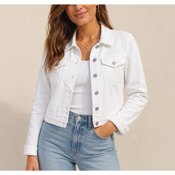 J. Crew Jackets & Blazers - J Crew Women’s White Cropped Denim Classic Trucker Jacket Size M